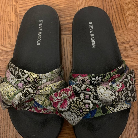 Steve masses bow printed slides - Picture 4 of 4